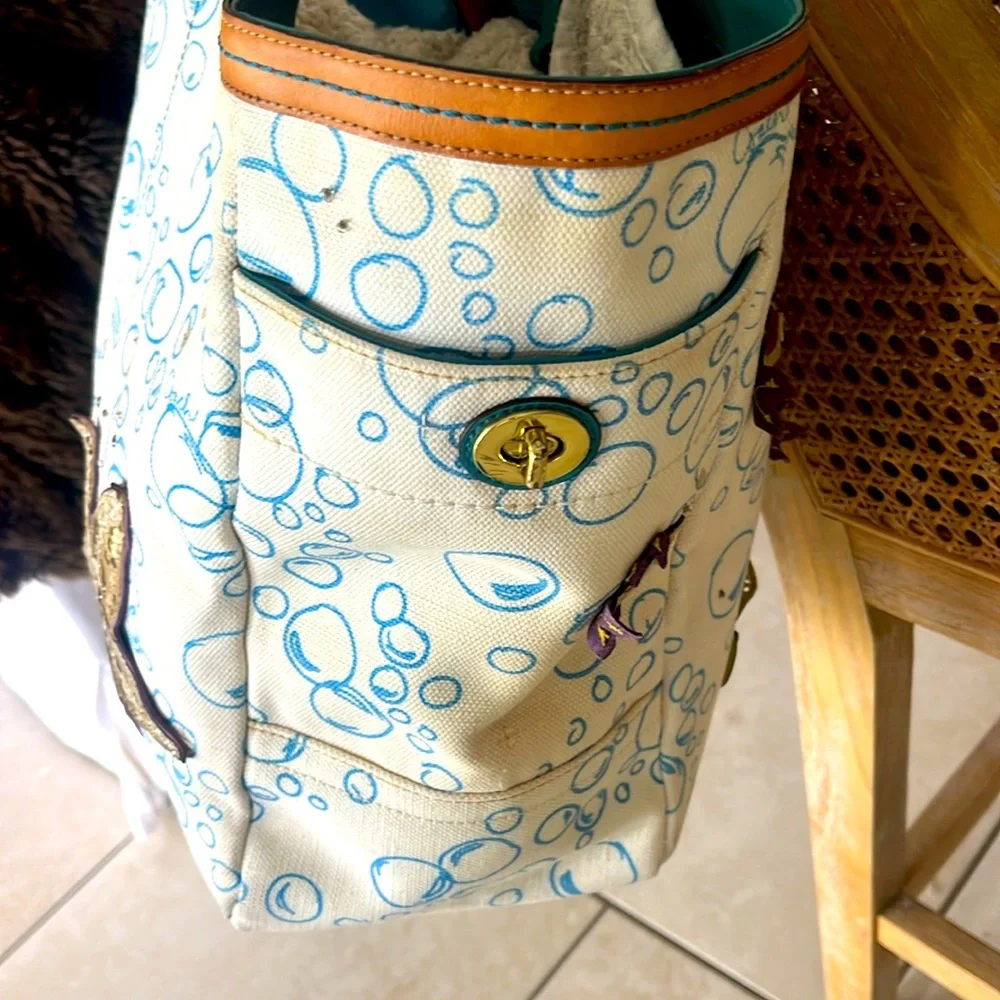 RARE COACH large Resort BUBBLE FISH CORAL LARGE CANVAS TOTE - Picture 3 of 10